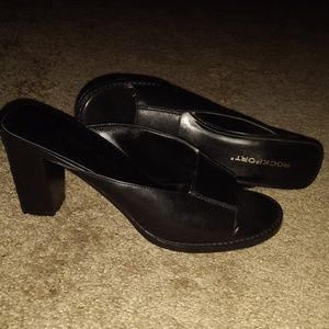 Rockport, black leather slip on pumps.